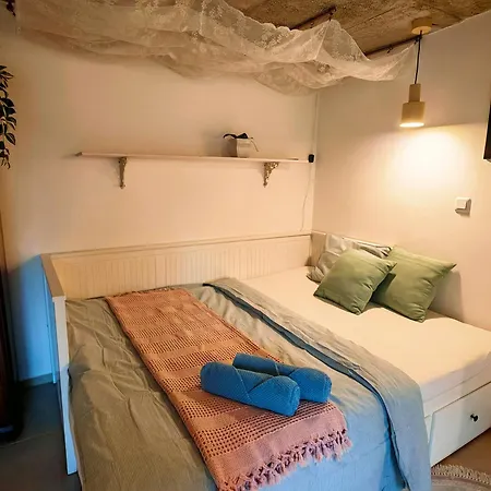 Magnolia With Free Parking *